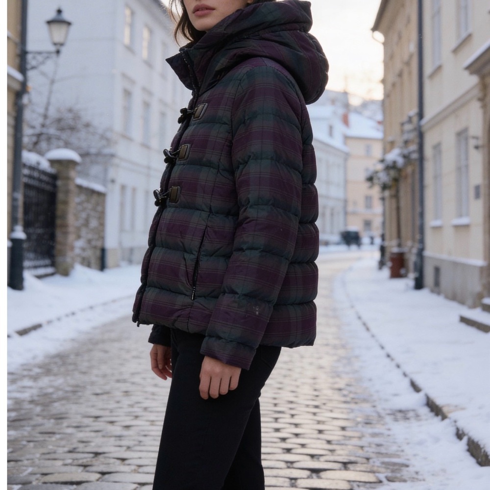 WEEKEND MAX MARA Black Short Puffer Light Down Padding Jacket